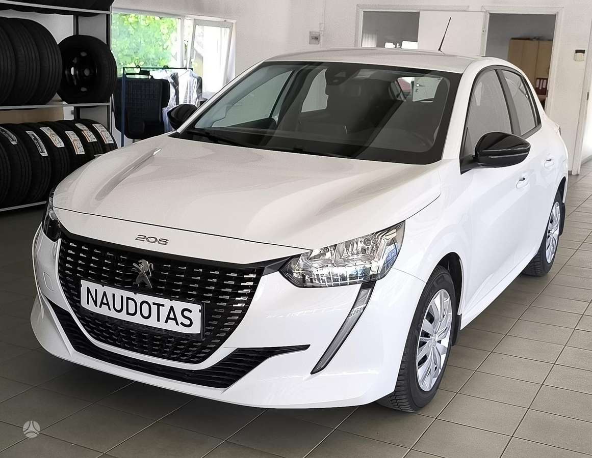 Peugeot 208 - 1