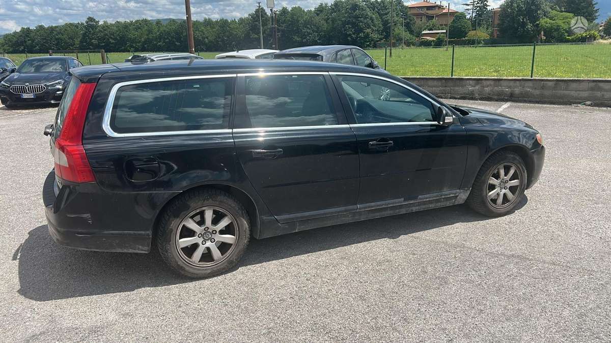 Volvo V70, 2.0 l., Универсал