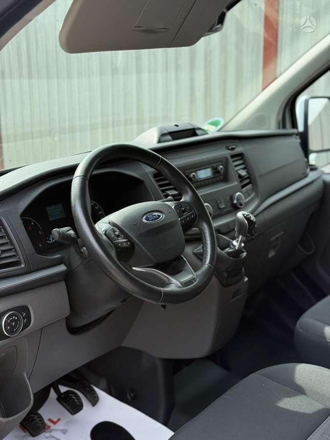 Ford Transit Custom, cargo van