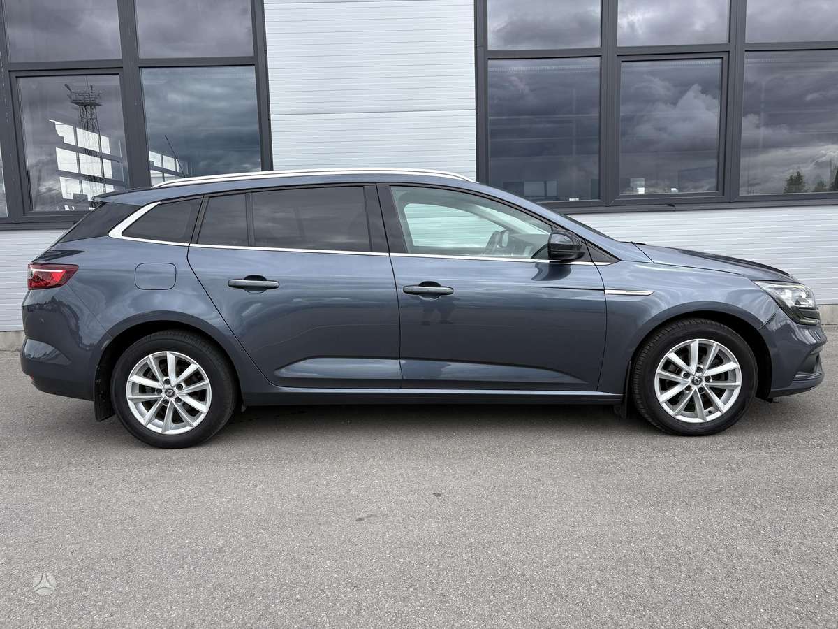 Renault Megane - 5
