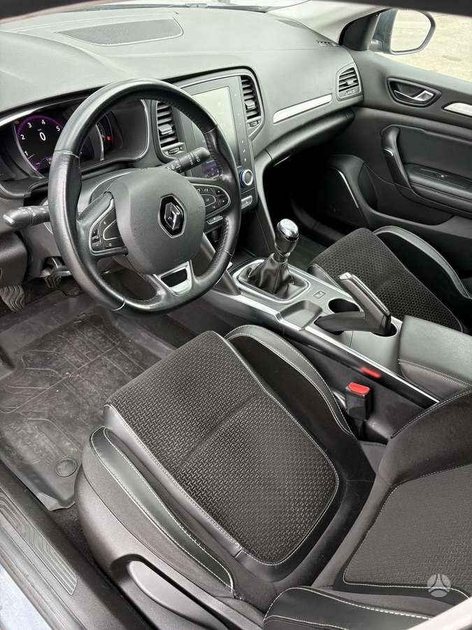 Renault Megane - 9