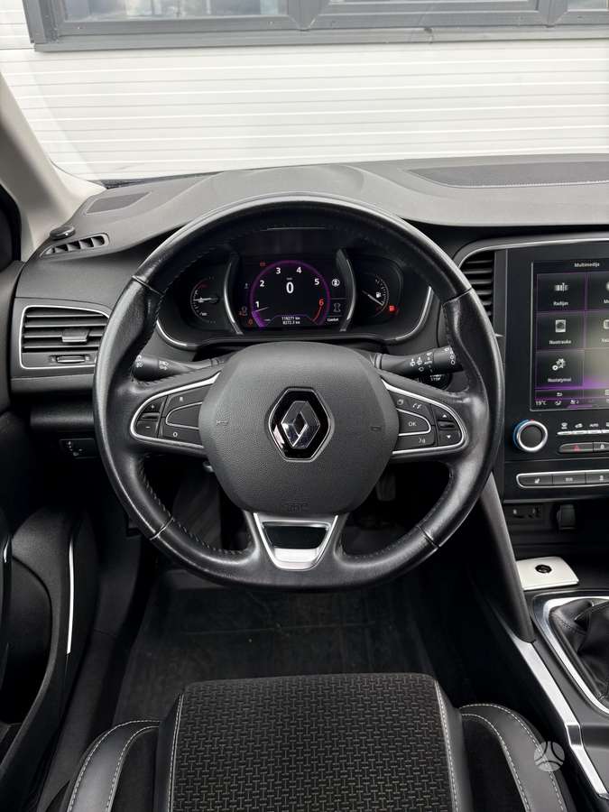 Renault Megane - 11