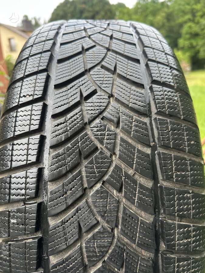 Goodyear ULTRAGRIP ICE, winter 265/60 R18