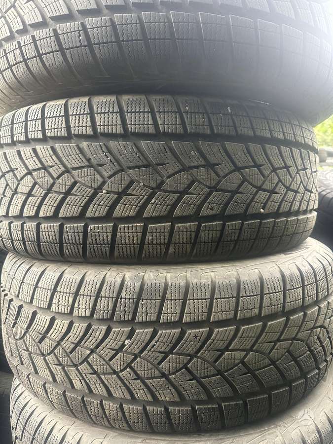 Goodyear ULTRAGRIP ICE, winter 265/60 R18