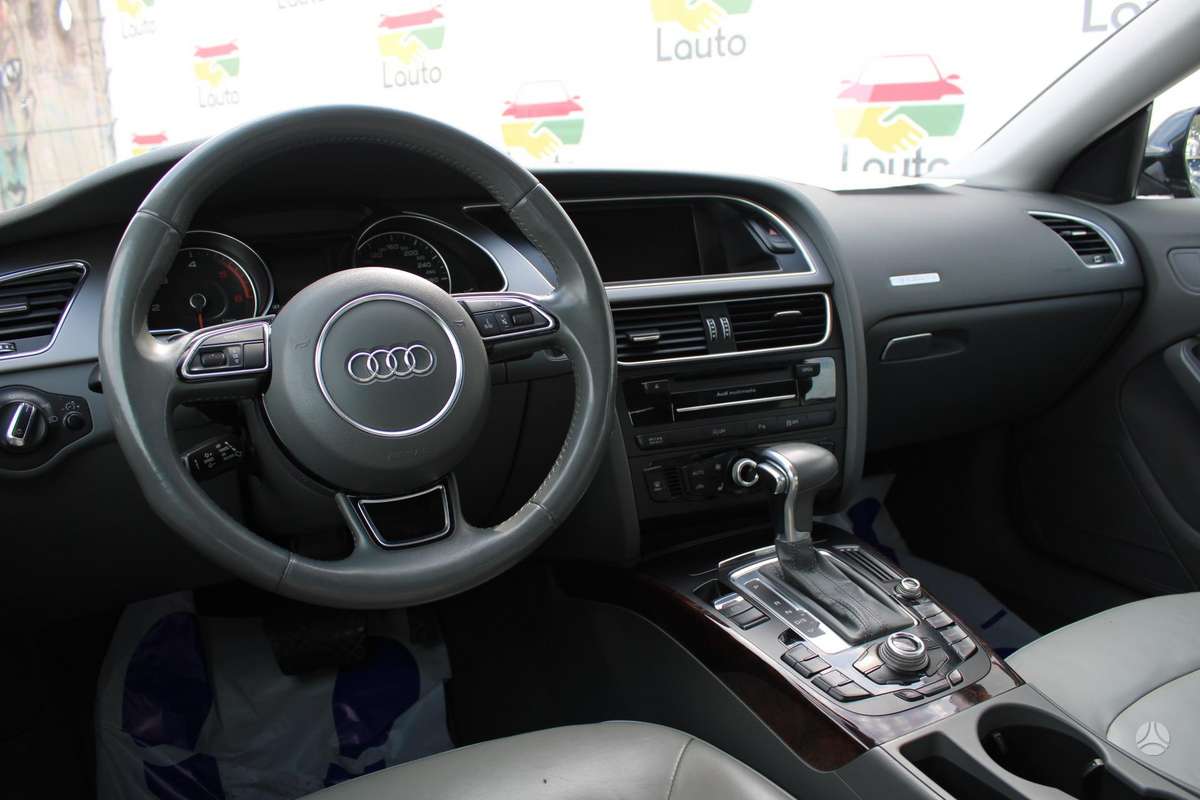 Audi A5, 3.0 l., Седан