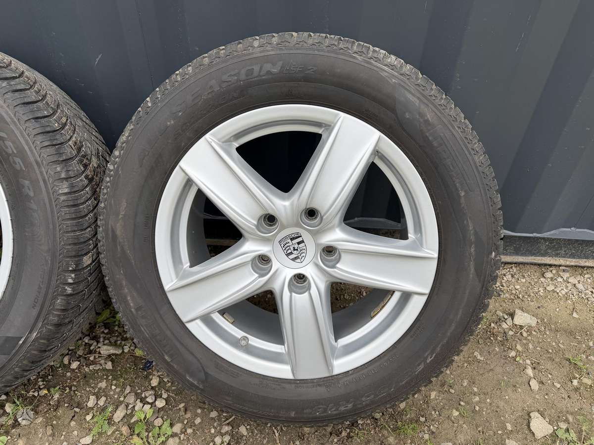 Porsche Cayenne originalus, light alloy, R18