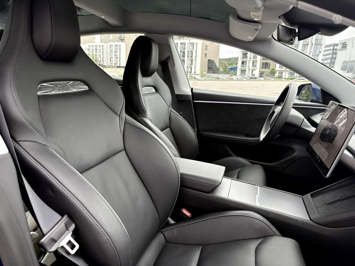 Tesla Model 3, 82 кВт·ч, Хэтчбек