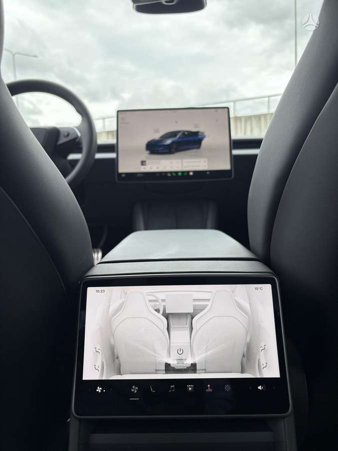 Tesla Model 3, 82 kWh, hatchback