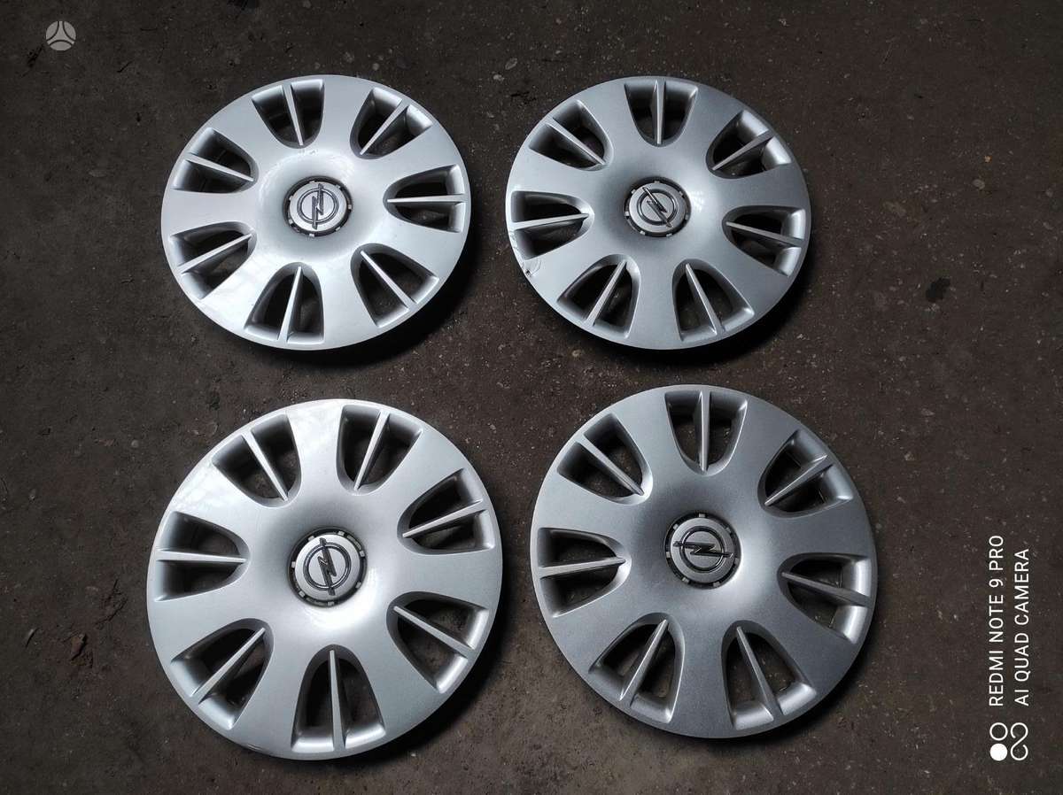 Opel, ratų gaubtai, R15