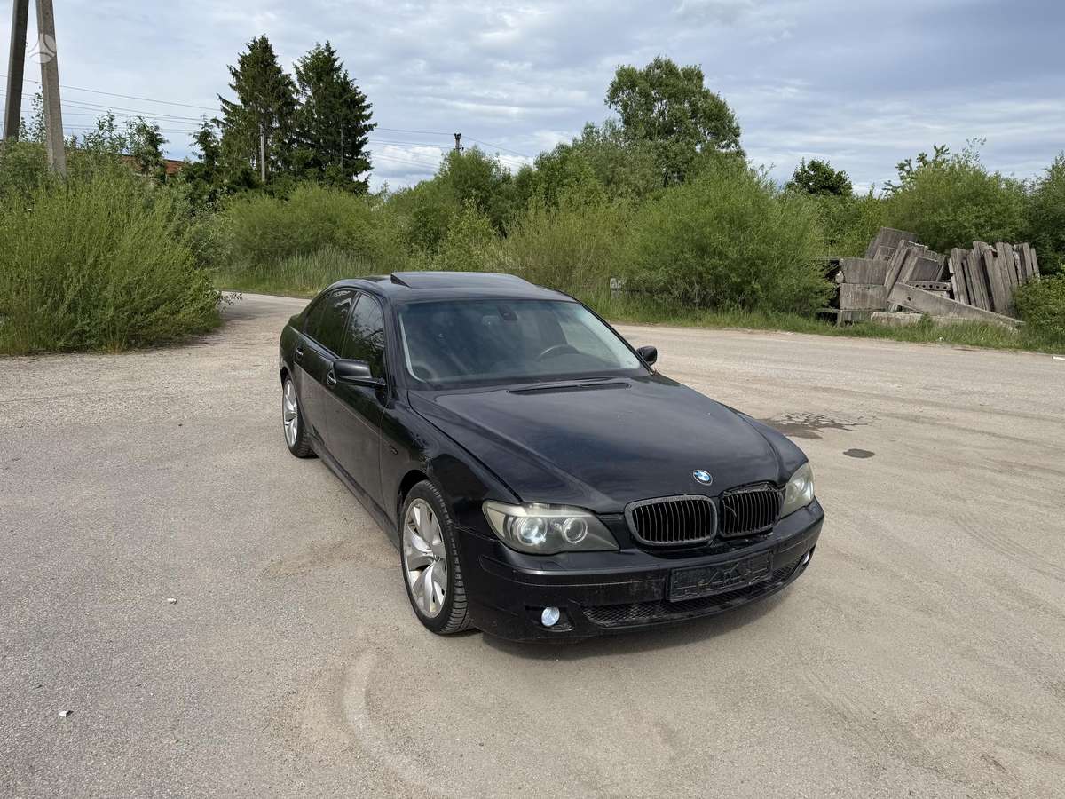 BMW 745 детали двигателя