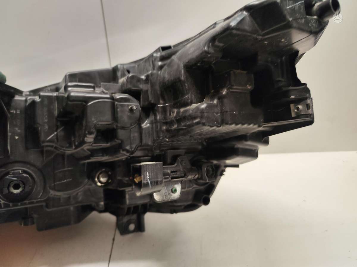 Ford Mustang Mach-E, Lj8b13E014EE