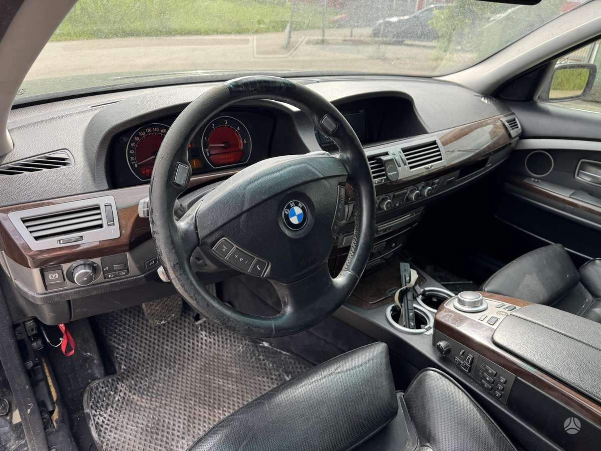 BMW 745 детали двигателя