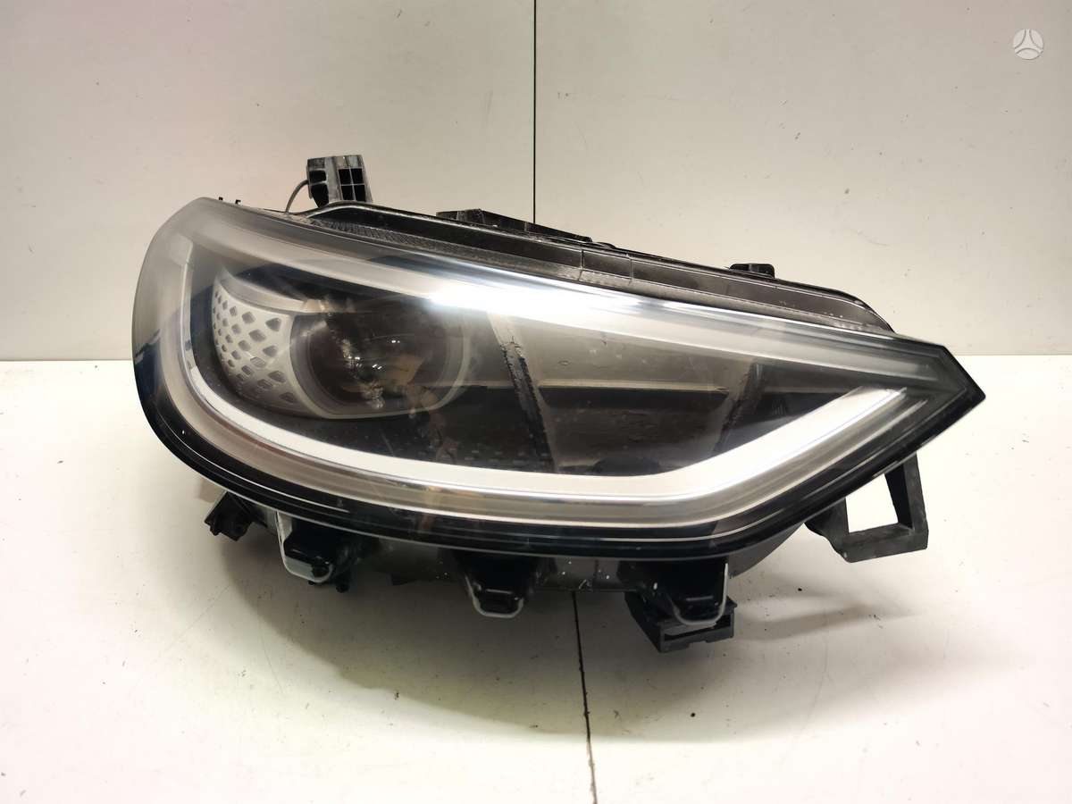 Volkswagen ID.4, 10b941036d