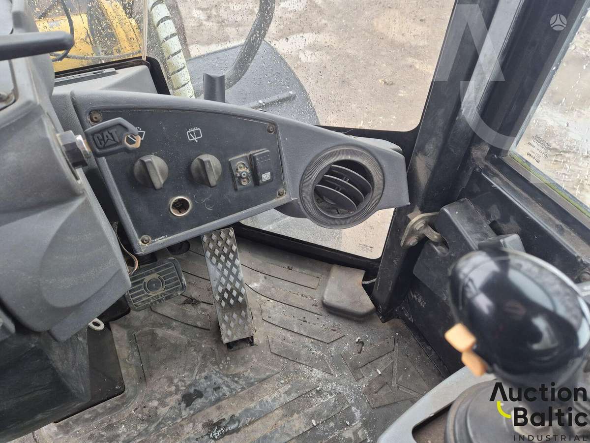 Caterpillar 930 G, telescopic handler