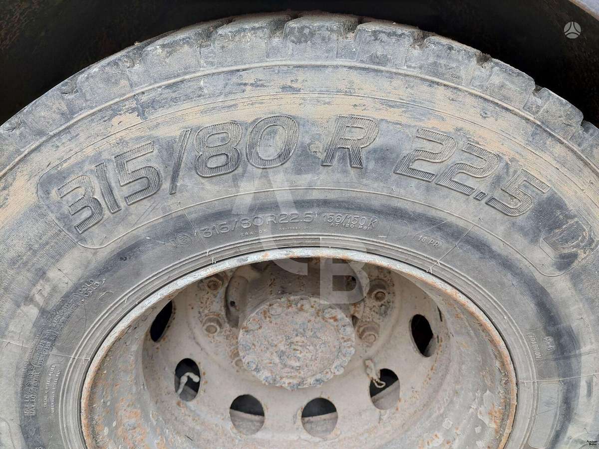 Iveco 180E18, бортовые