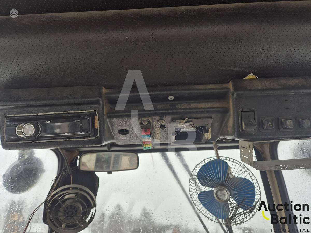 -Kita- 333.2, frontal loader