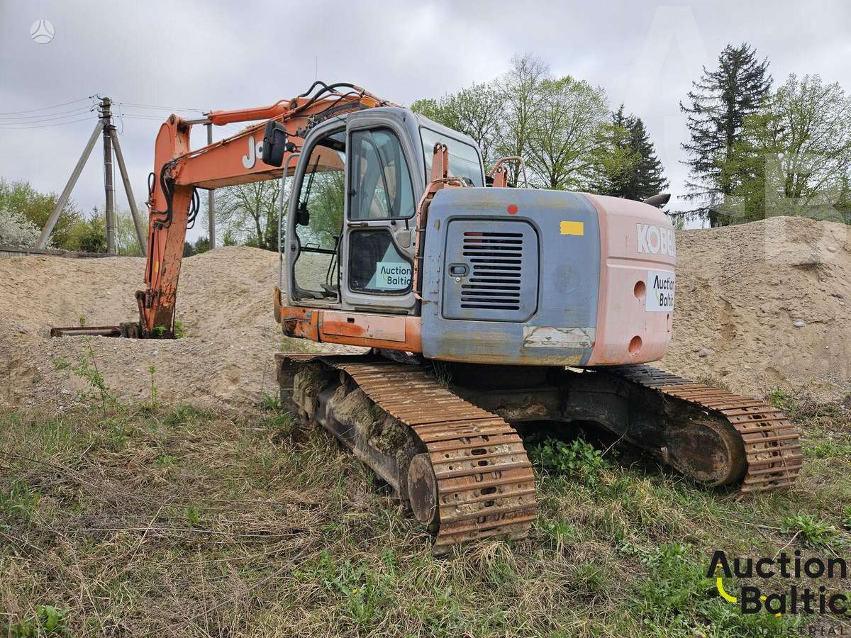 Kobelco SK 235 SR, экскаваторы