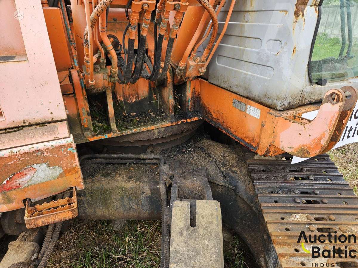 Kobelco SK 235 SR, экскаваторы