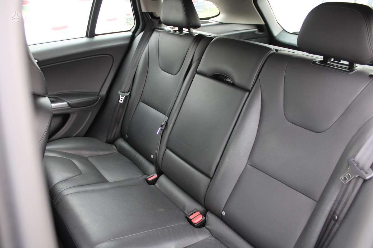 Volvo V60, 2.4 l., Универсал