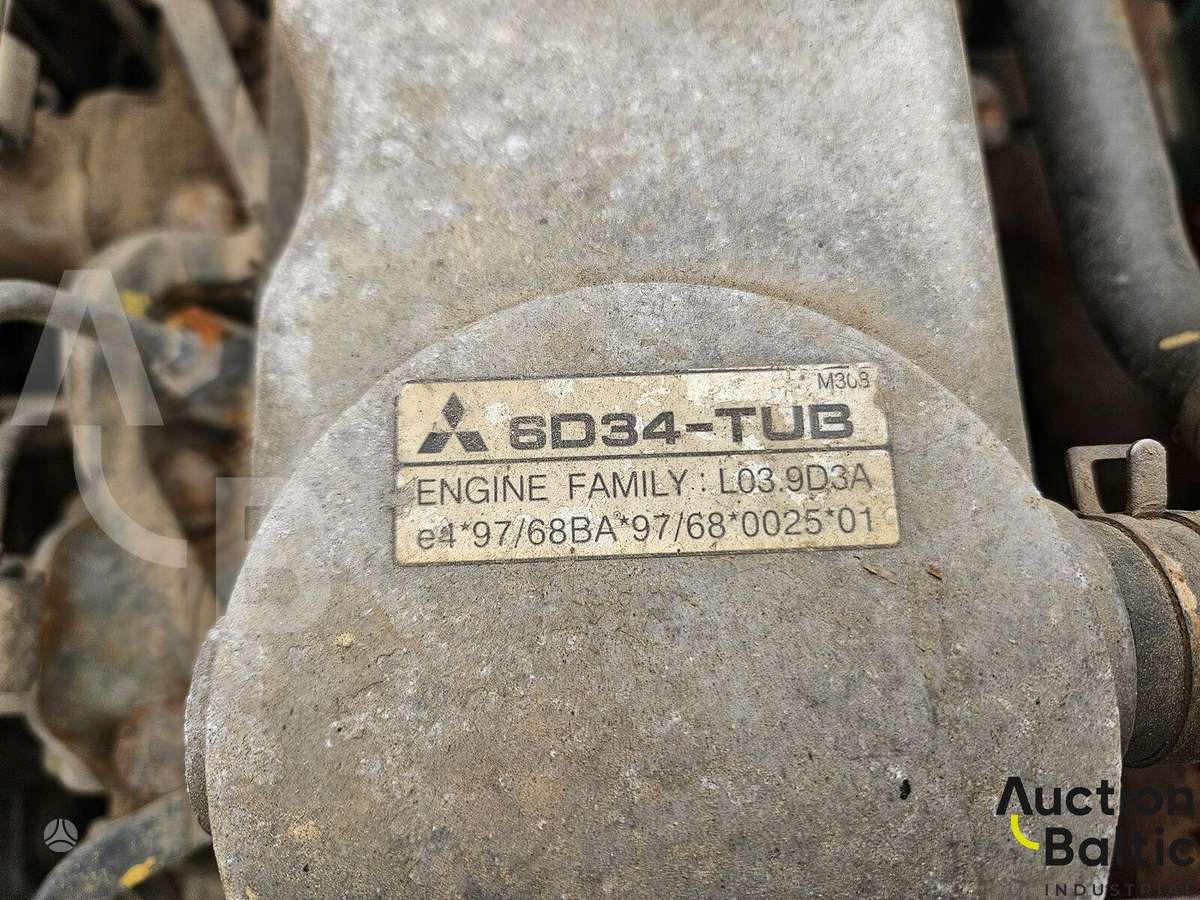 Kobelco SK 235 SR, экскаваторы