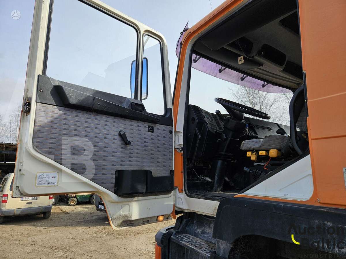 MAN 26.322, dumpers / tippers