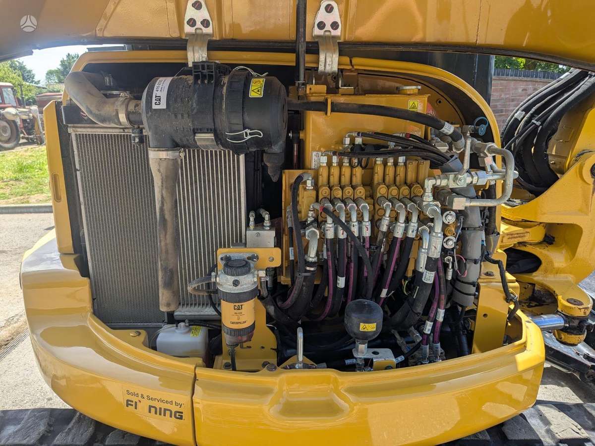 Caterpillar 305E2, ekskavatoriai