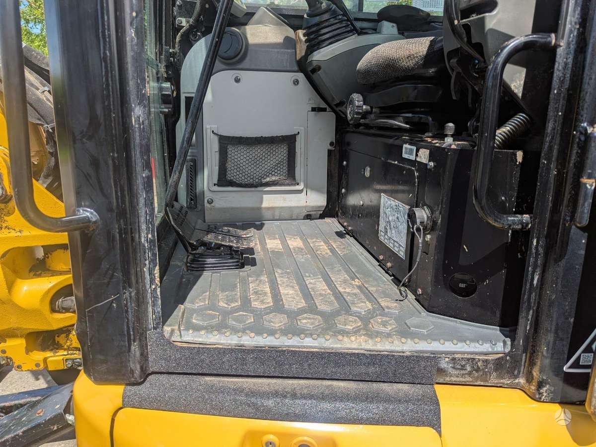 Caterpillar 305E2, экскаваторы
