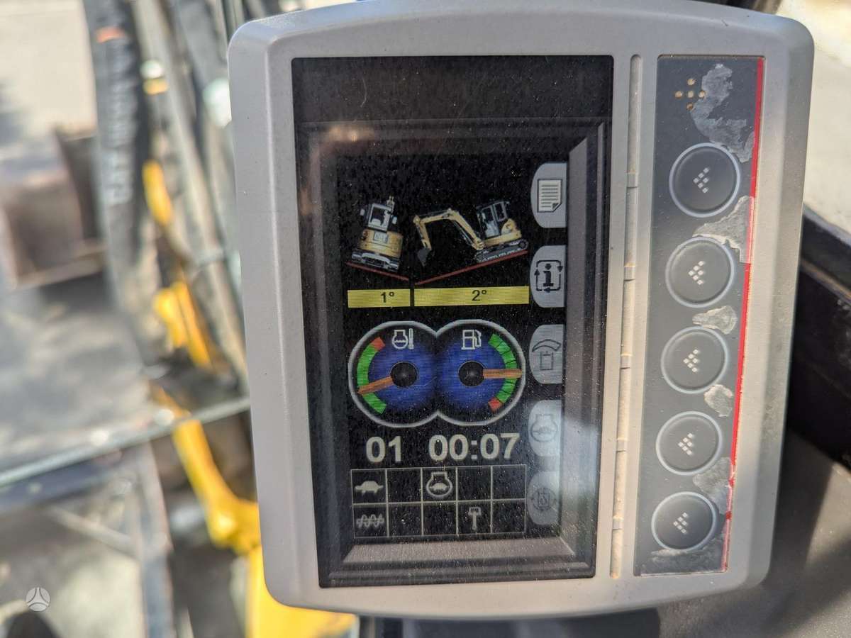 Caterpillar 305E2, ekskavatoriai