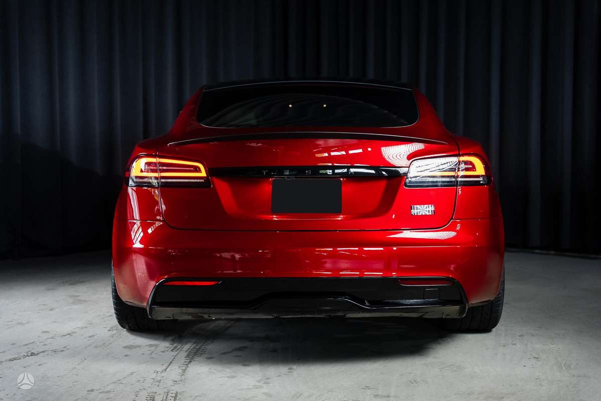 Tesla Model S, saloon / sedan