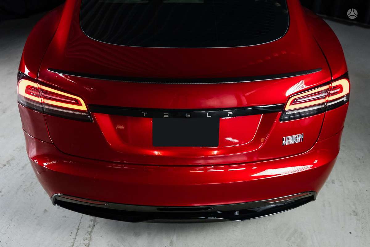 Tesla Model S, saloon / sedan