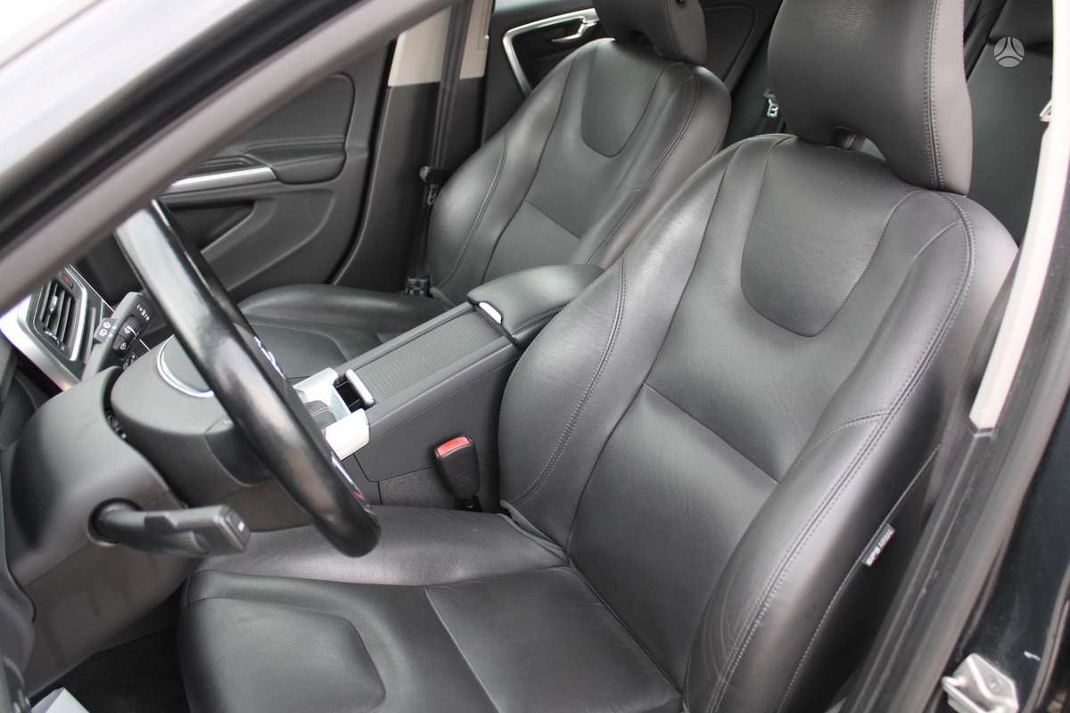 Volvo V60, 2.4 l., Универсал