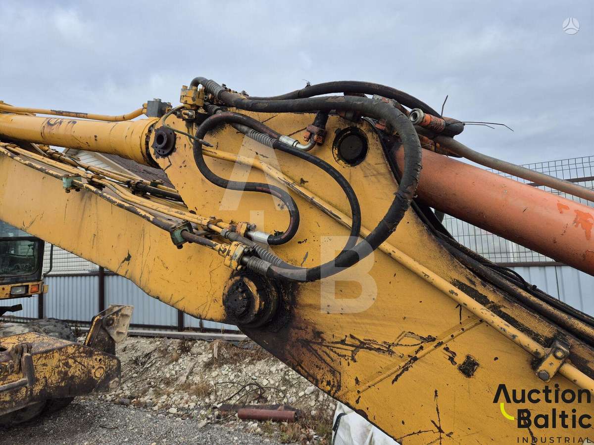 Liebherr A 902 Litronic, excavator