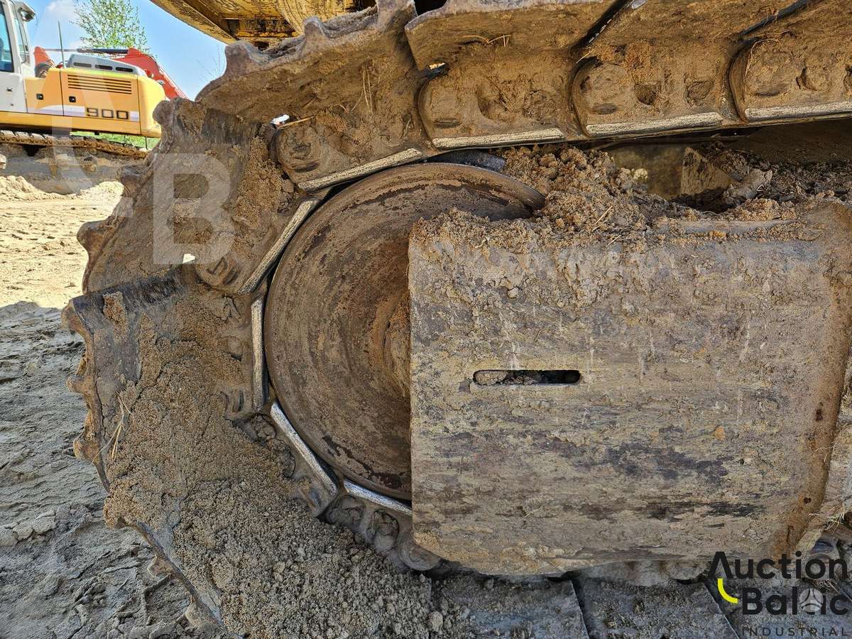 New Holland E 215 C, экскаваторы