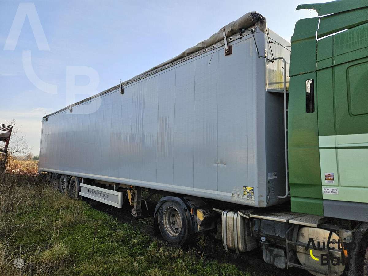 Kraker CF200, with moving floor