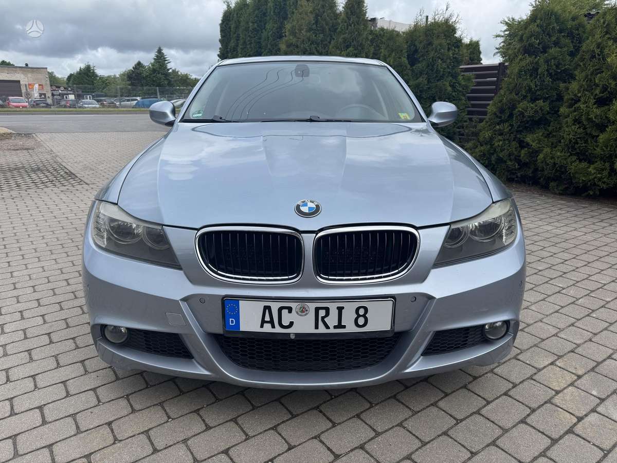 BMW 320, 2.0 l., Седан