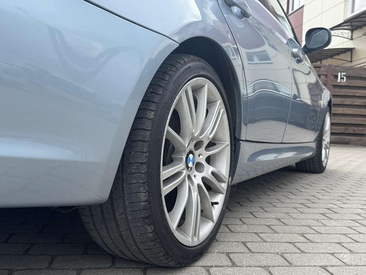 BMW 320, 2.0 l., Седан