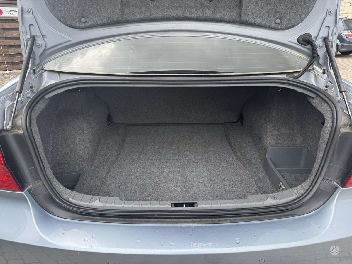 BMW 320, 2.0 l., Седан