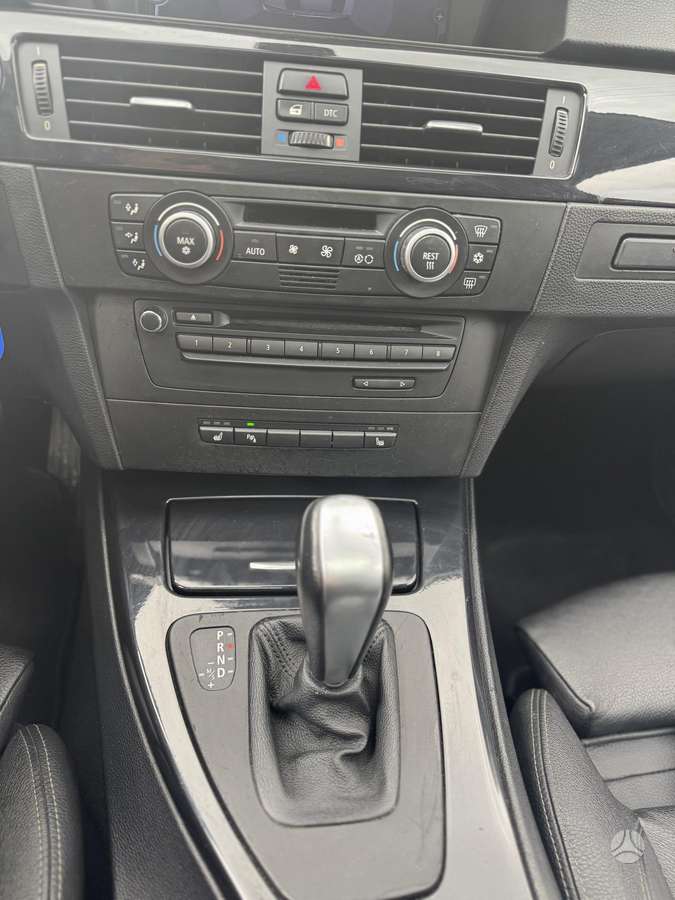 BMW 320, 2.0 l., Седан
