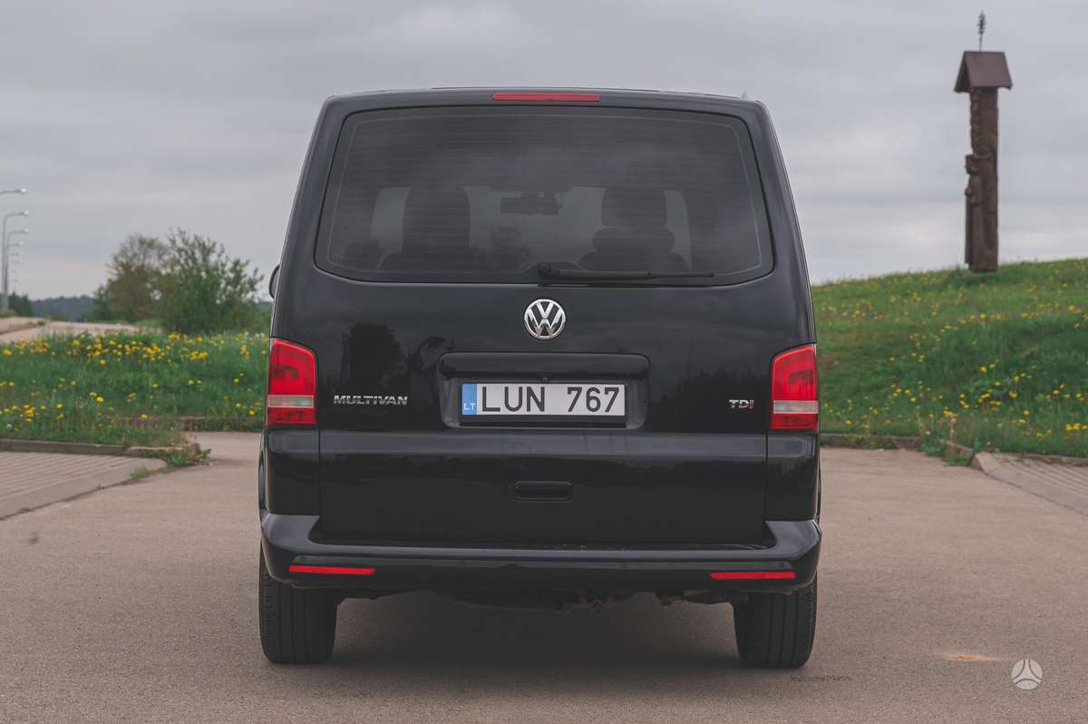 Volkswagen Multivan, 2.0 l., Минивэн