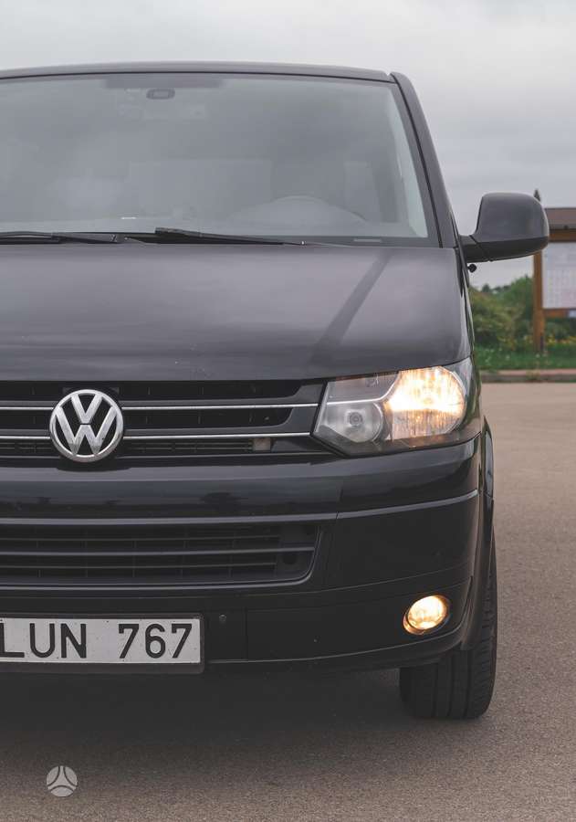 Volkswagen Multivan, 2.0 l., Минивэн