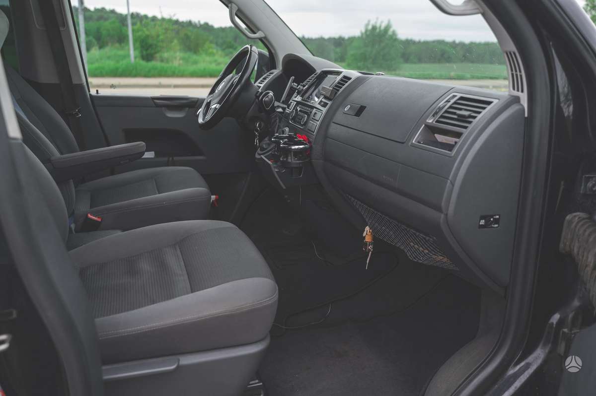 Volkswagen Multivan, 2.0 l., Минивэн