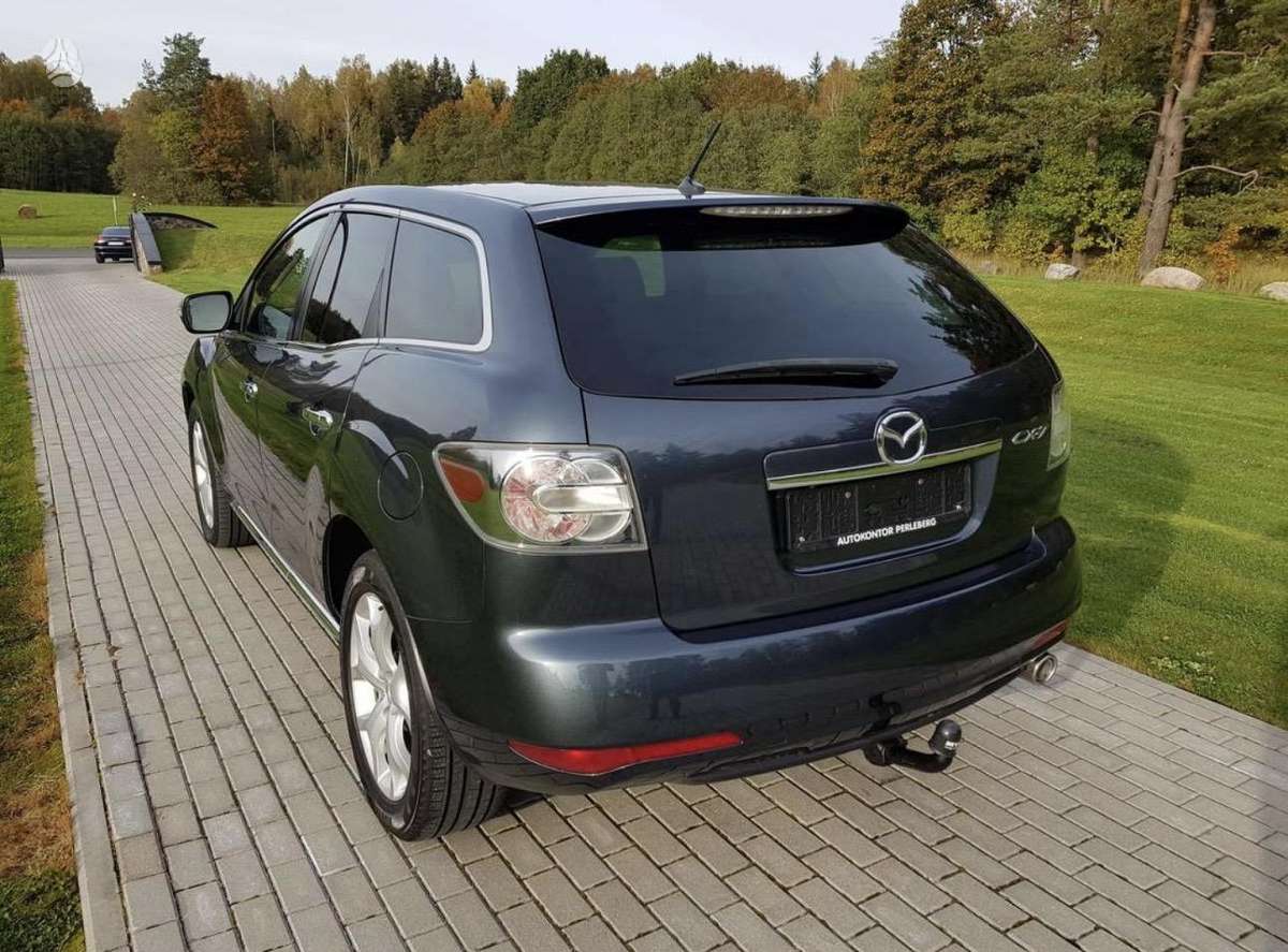 Mazda CX-7, 2.2 l., off-road / crossover