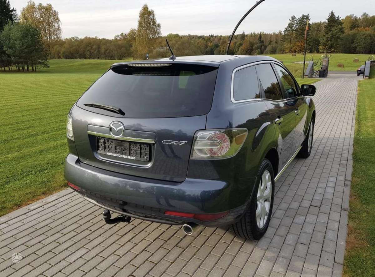 Mazda CX-7, 2.2 l., off-road / crossover