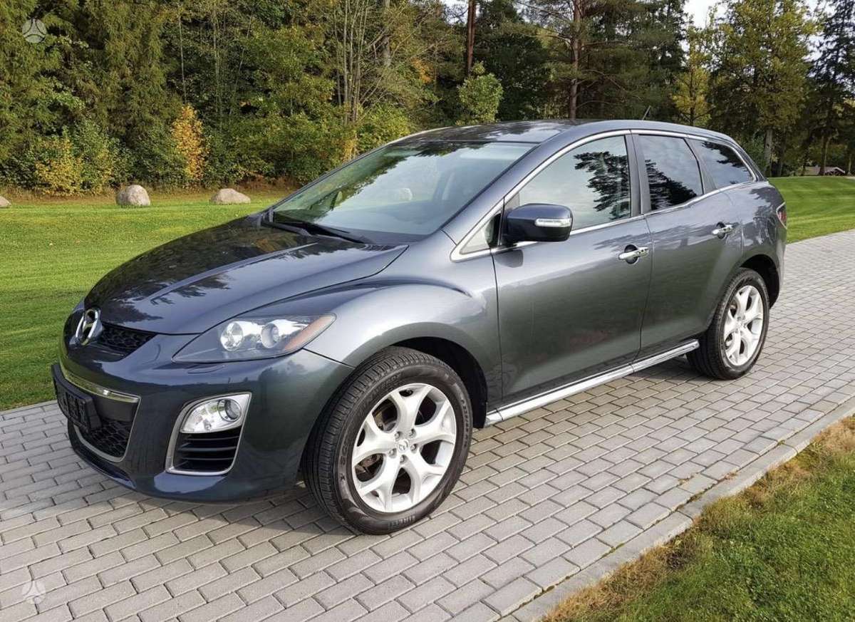 Mazda CX-7, 2.2 l., off-road / crossover