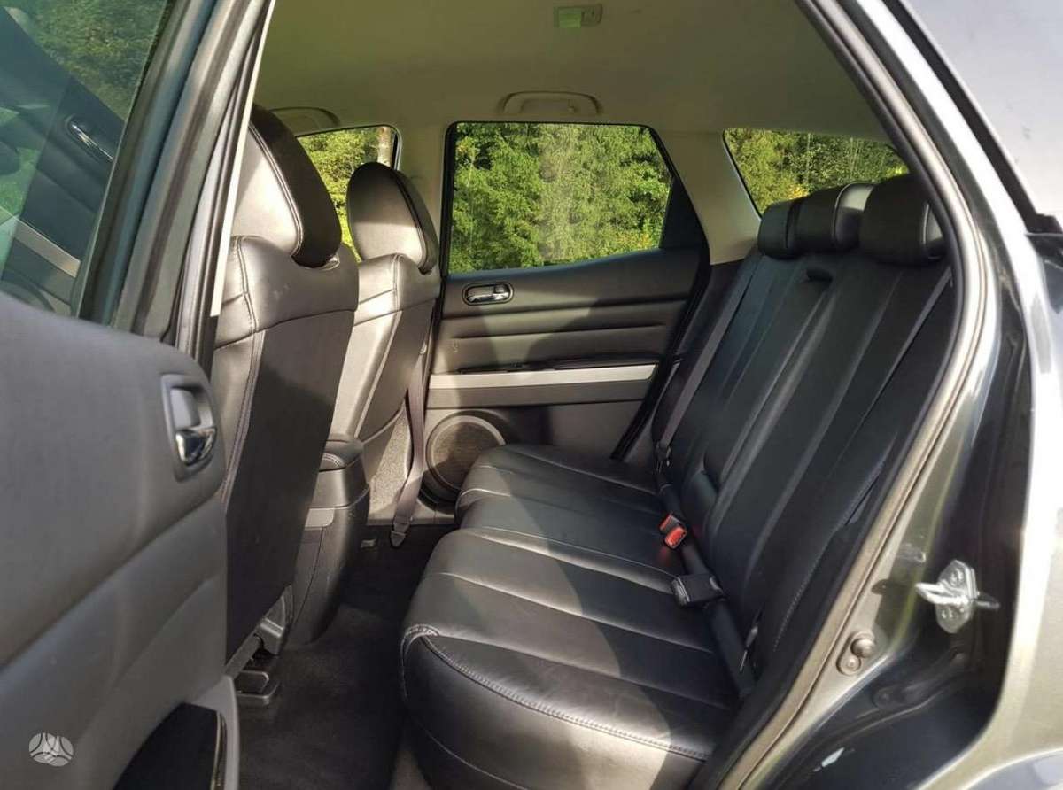 Mazda CX-7, 2.2 l., off-road / crossover