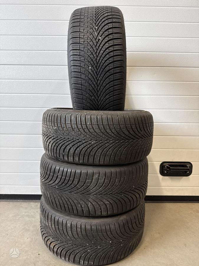 Debica Navigator, winter 225/40 R18