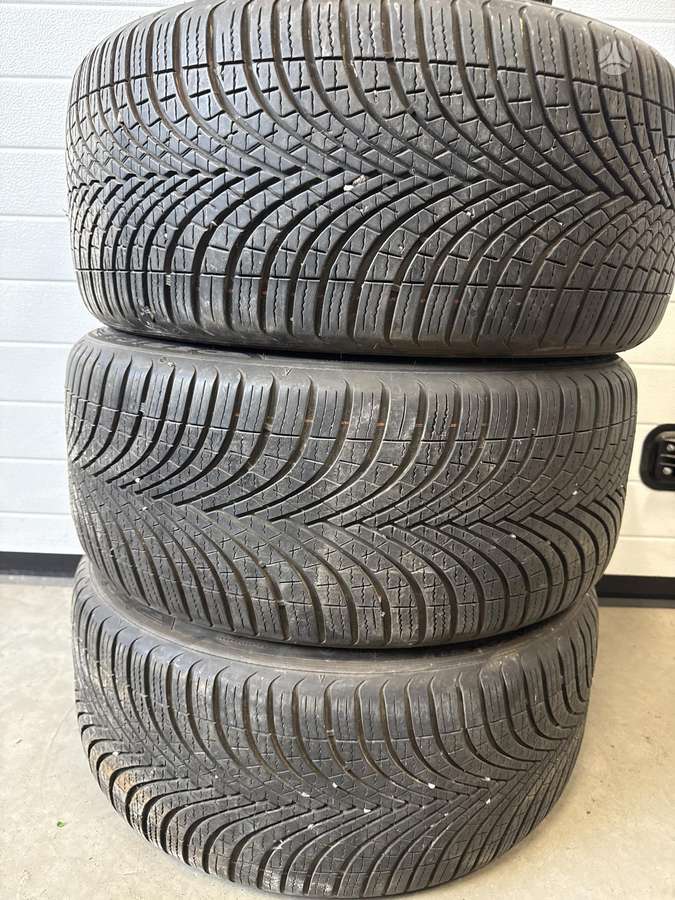Debica Navigator, winter 225/40 R18