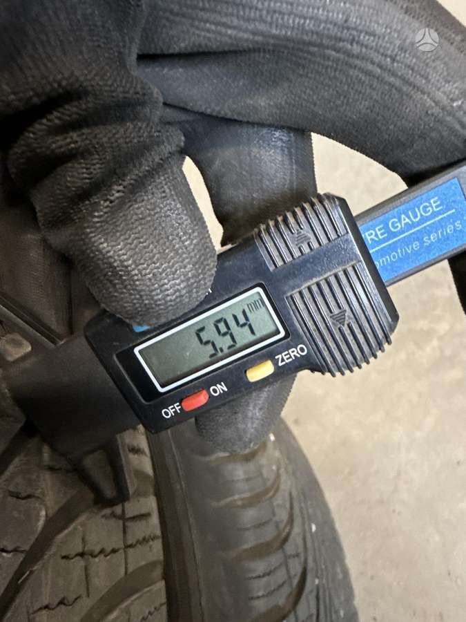 Debica Navigator, žieminės 225/40 R18