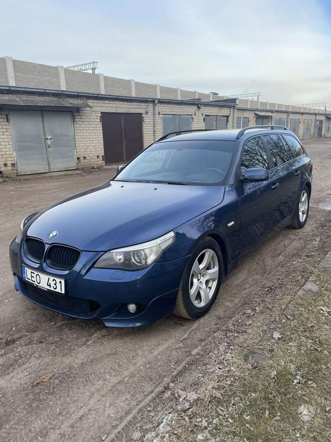 BMW 525, 2.5 l., Универсал