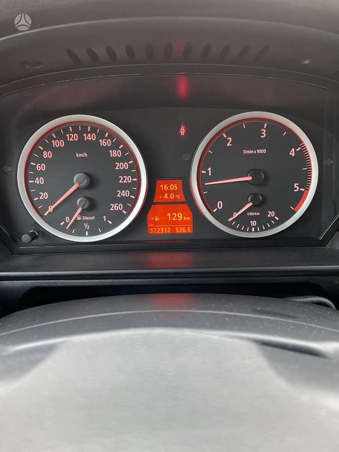 BMW 525, 2.5 l., universalas
